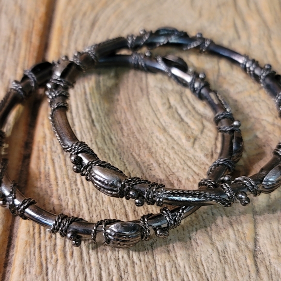 Set of Bangles, Intricate Design - Picture 6 of 6